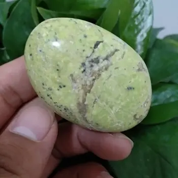 1бр 80 г натурален минерал, кристал, зелен опал, палмова камък за заздравяване на