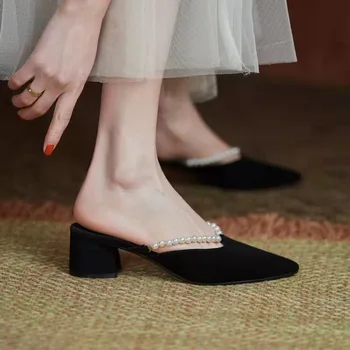 Дизайнерски чехли, дамски джапанки-мюли със закрит остър пръсти, джапанки от флока, дамски чехли на средна токчета, елегантни дамски обувки с перлата на мъниста