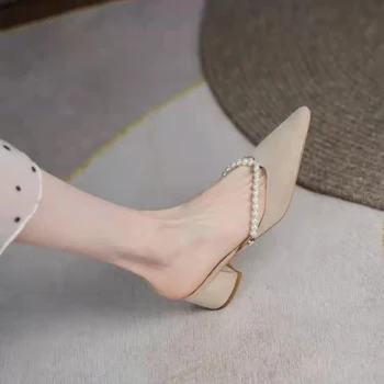 Дизайнерски чехли, дамски джапанки-мюли със закрит остър пръсти, джапанки от флока, дамски чехли на средна токчета, елегантни дамски обувки с перлата на мъниста