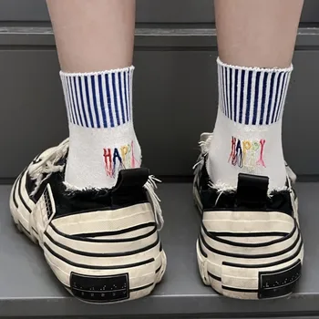 Нови цветни чорапи с бродирани пискюли и букви, чорапи в контрастни райета, trend нишевый дизайн, мъжки и дамски спортни чорапи памук